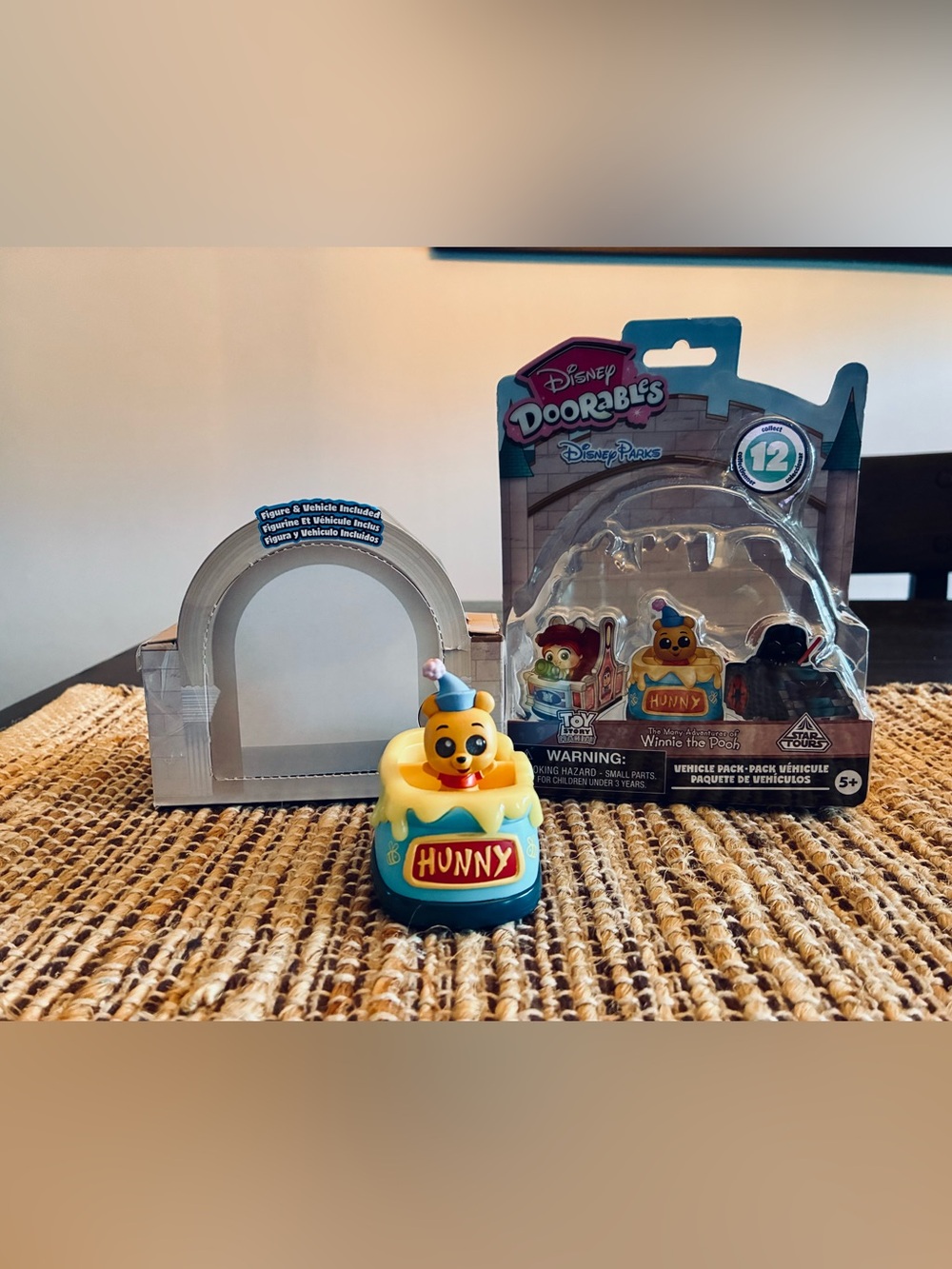 Disney Doorables Disney Parks Rides Figurines-Winnie the Pooh